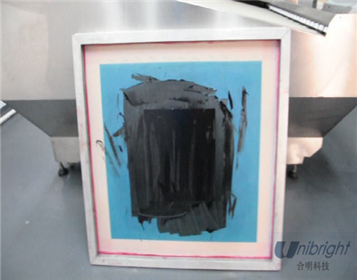 油墨絲印網(wǎng)板清洗前01.jpg 油墨絲印網(wǎng)板清洗前01.jpg