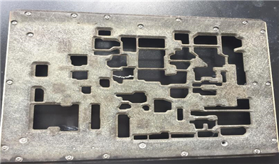 波峰焊治具清洗.jpg 波峰焊治具清洗.jpg