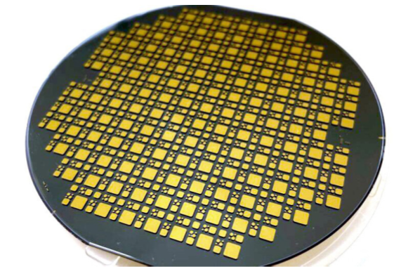 國產第四代半導體材料的先進性及核心市場應用情況分析和半導體芯片清洗劑介紹