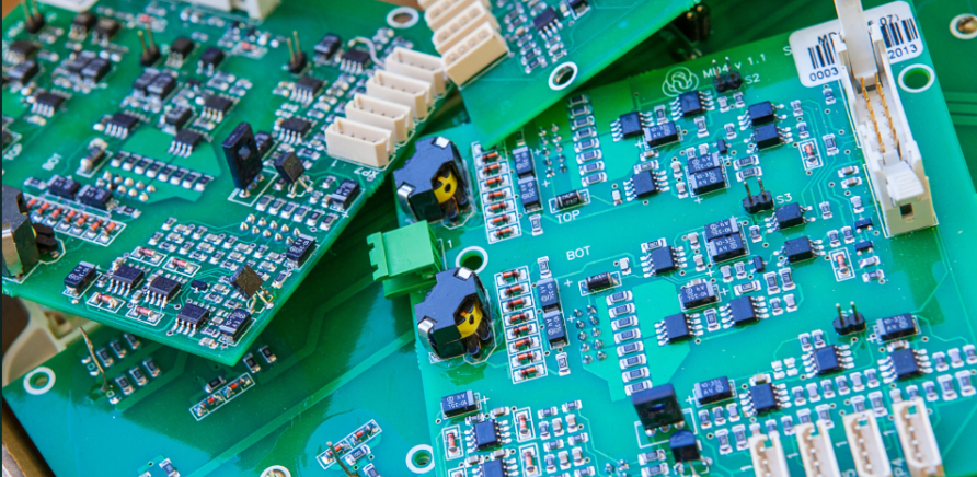 PCBA回流焊與波峰焊工藝詳解及合明科技PCBA電路板清洗劑介紹