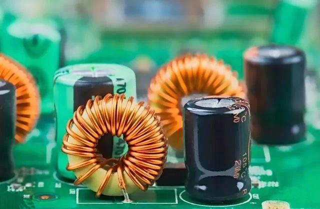 1681120069497428.jpg SMT貼片加工.jpg